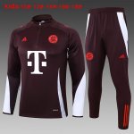 Enfant Training Top Bayern Munich 2024-25 Purpura 3 Enfant Training Top Bayern Munich 2024-25 Purpura 3